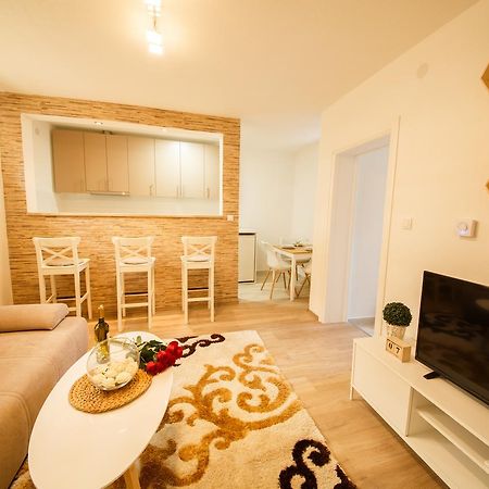 Apartman Top Spot 巴尼西卢卡 外观 照片